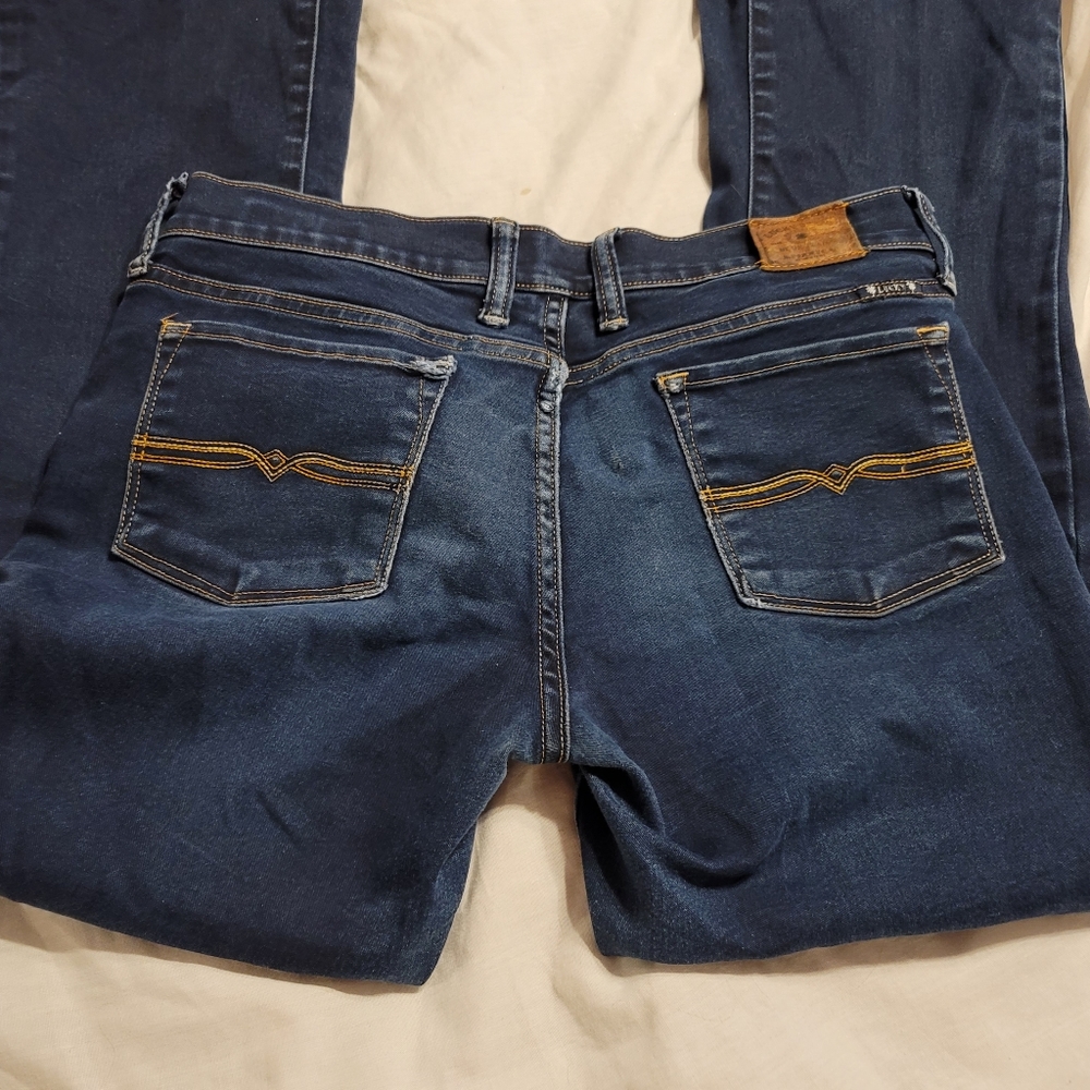 LUCKY BRAND CHARLIE BABY BOOT JEAN Vintage Low Rise Boot Cut Denim stretch comfy - Picture 2 of 16